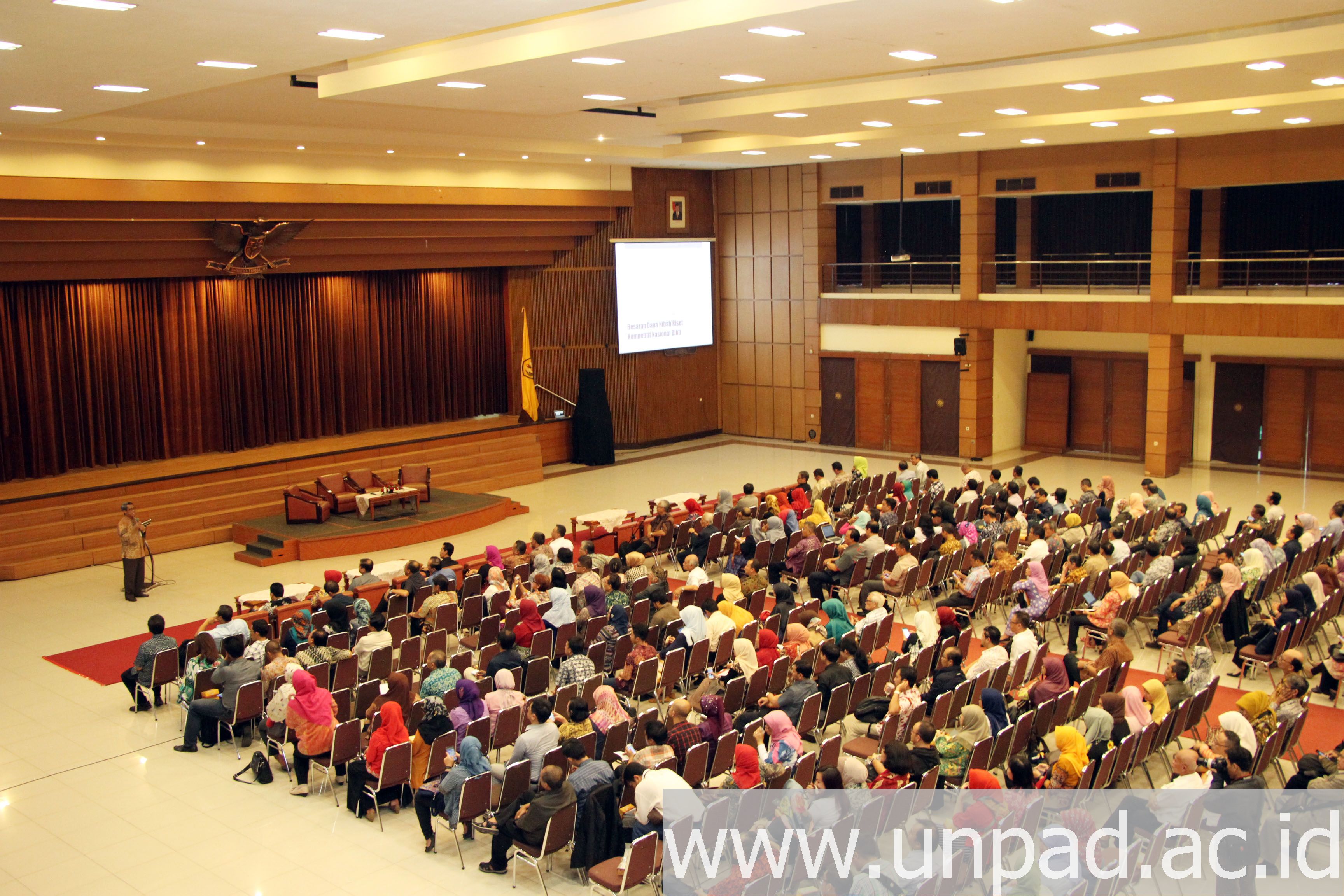 humas-unpad-2017_03_15-hibah-internal-unpad-tedi