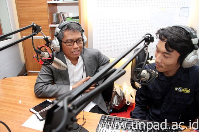 humas-unpad-2017_03_16-ultah-radio-ke-5-5-tedi